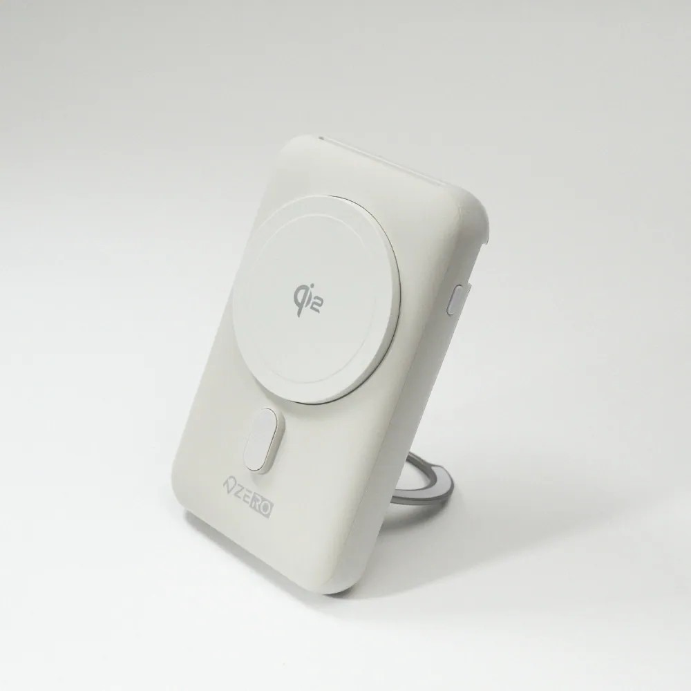 白-ZERO 10000mAh 3C認證QI2多功能行動電源