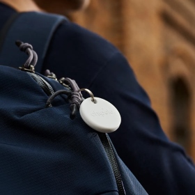 白 Chipolo POP 防丟小幫手 (1入組 • 蘋果、安卓兼容）